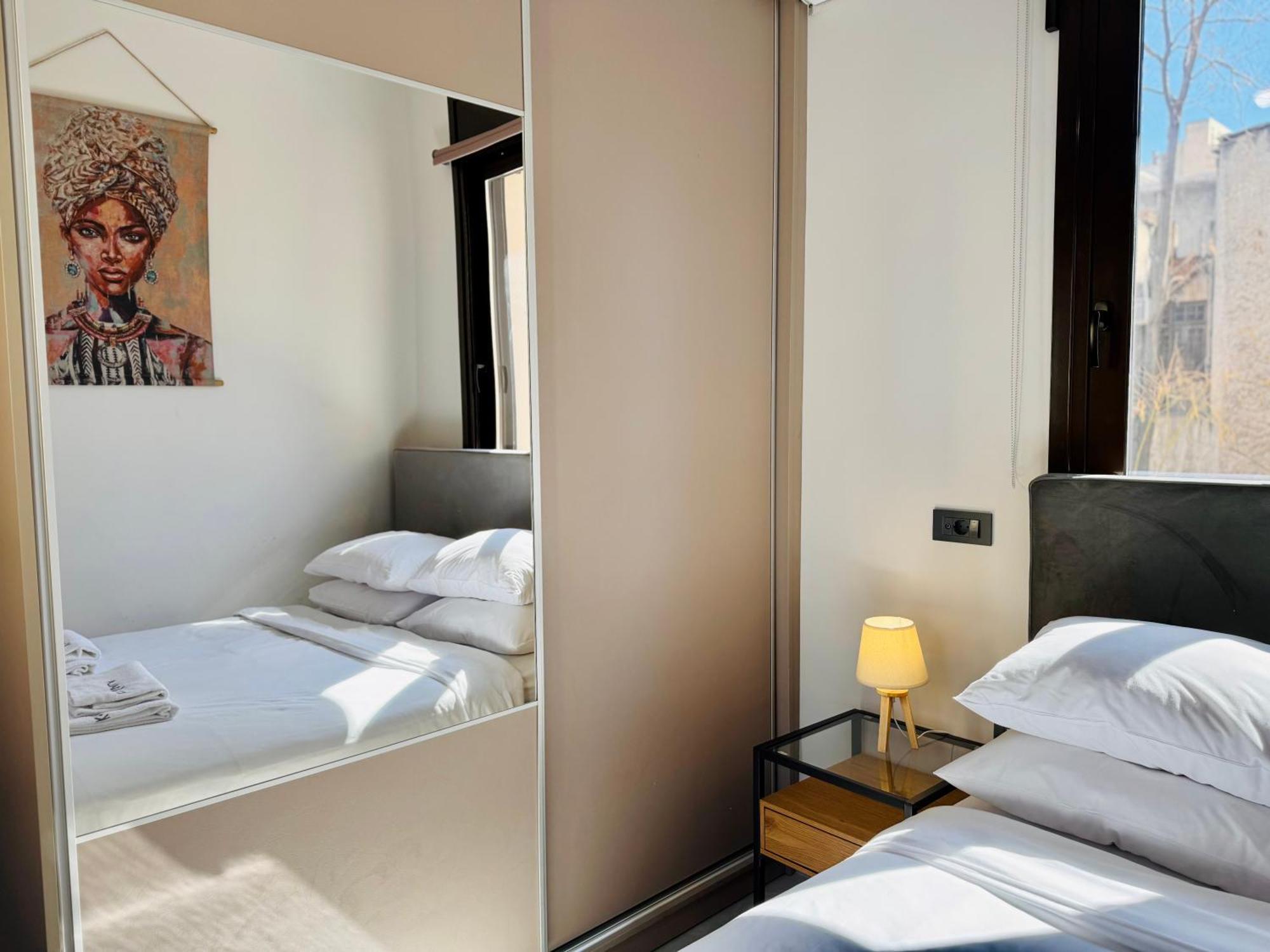 Spacious Apartment Near Monastiraki By Kozy Koala Atenas Exterior foto